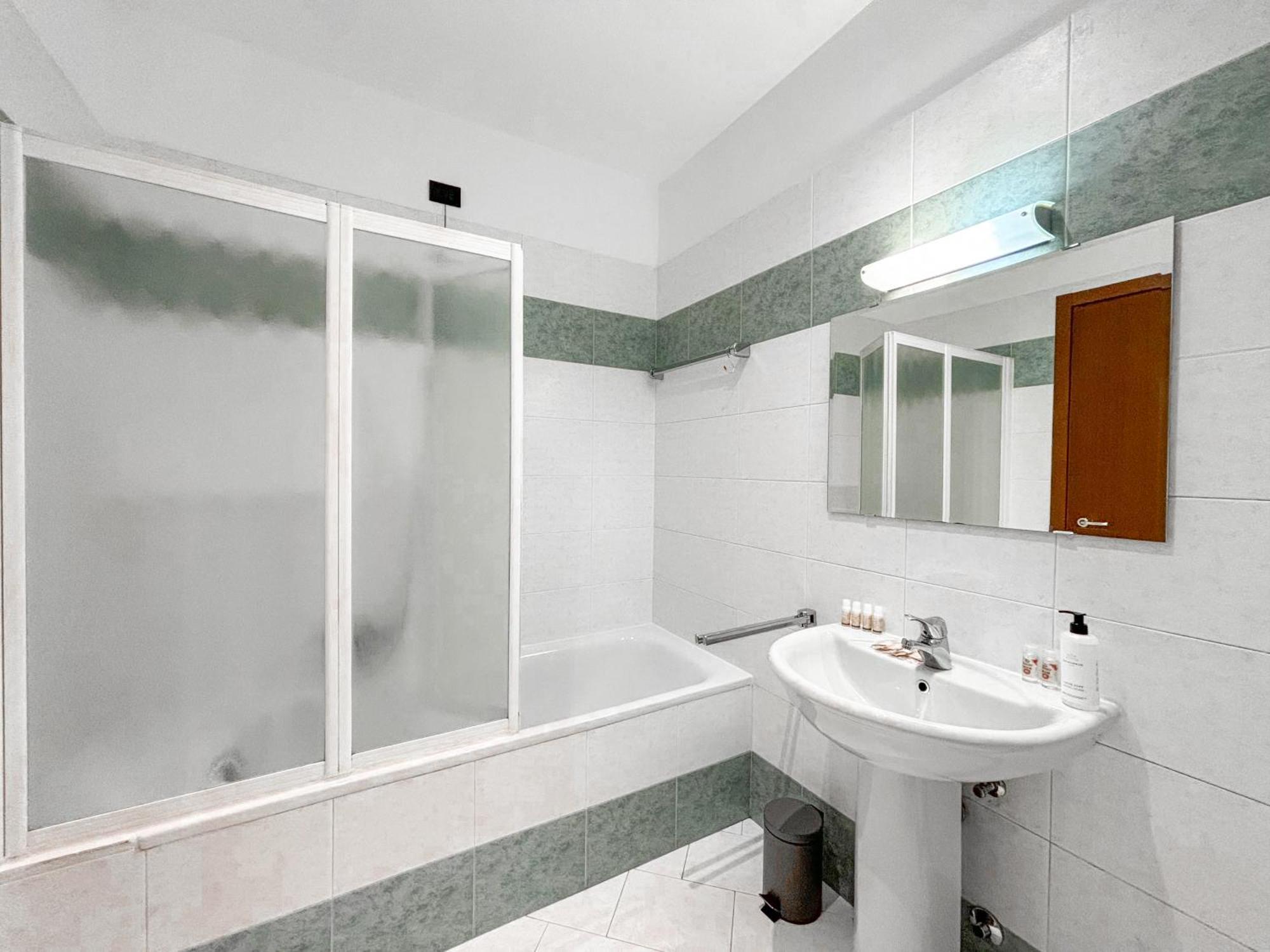 Bilocale Con Terrazzo E Box Auto Su Richiesta Διαμέρισμα Όπως Εξωτερικό φωτογραφία